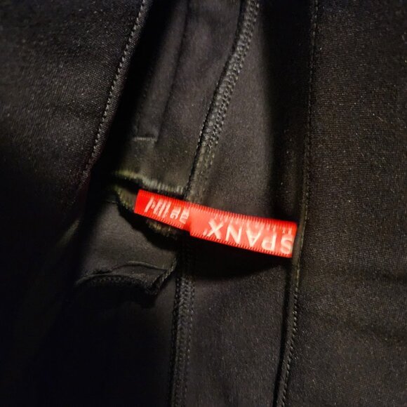 SPANX Perfect Pant, Hi-Rise Flare, Black, Size XL - Picture 6 of 6